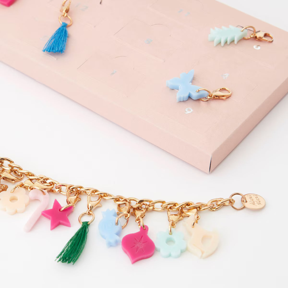 Calendario dell'Avvento con bracciale con ciondolo ballerina invernale