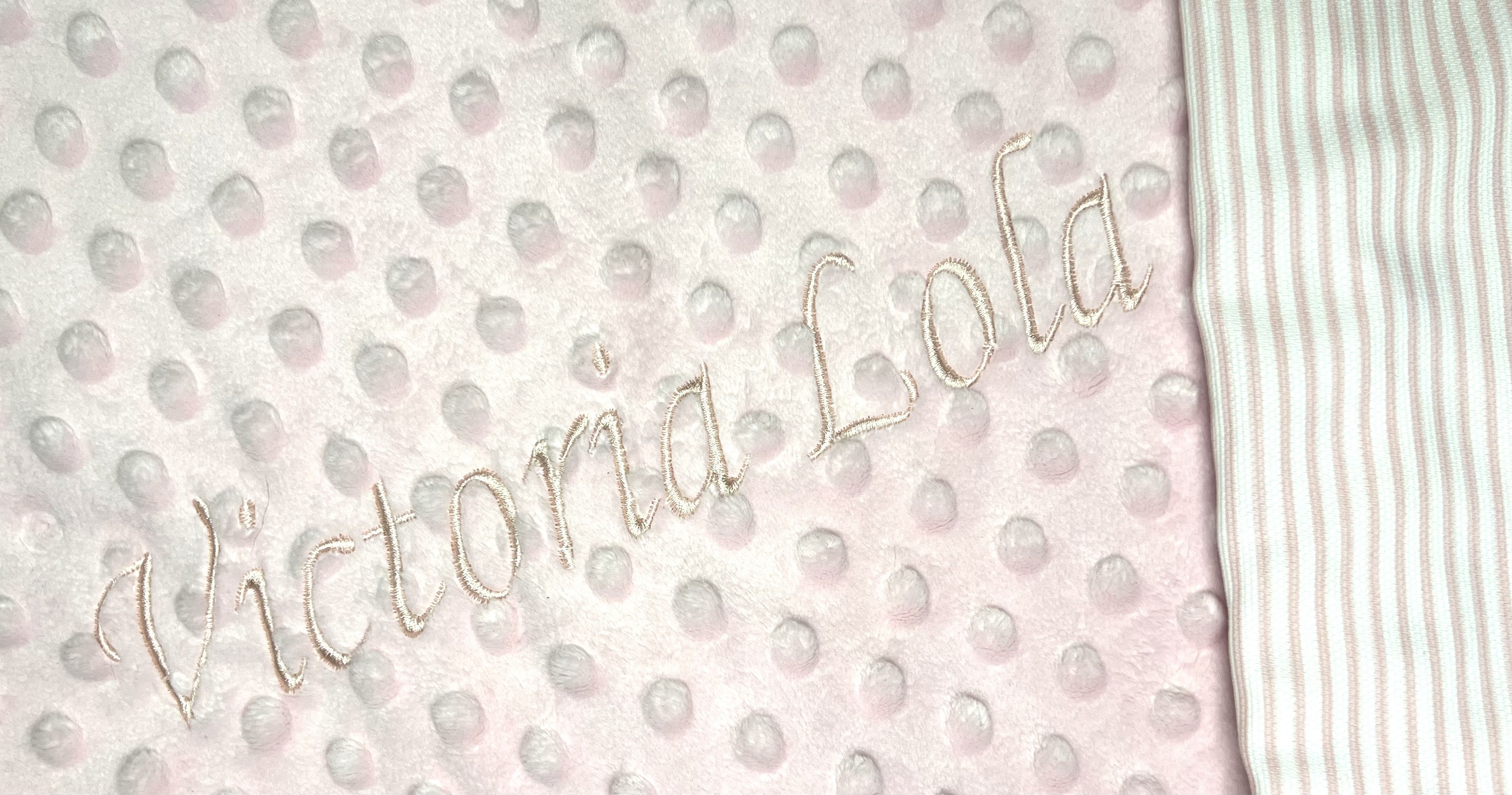Coperta Rosa con tessuto Minky personalizzata - A.Bi.Ci. Lab
